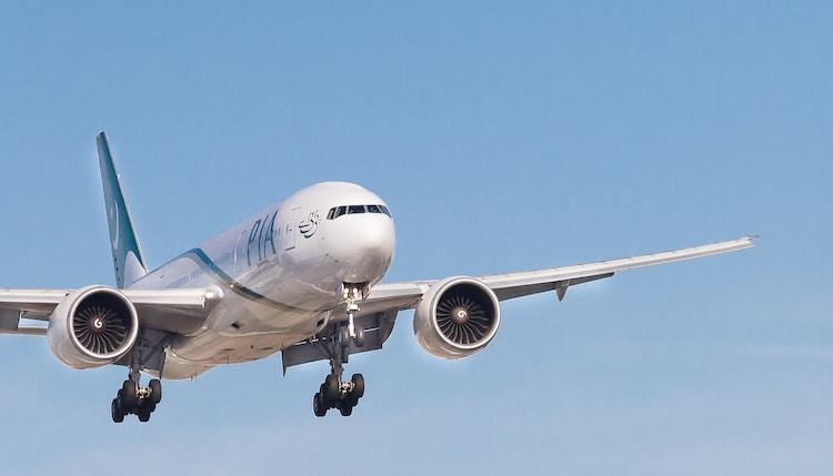 How Can Freight Forwarders Help E-cig Brands Be Compliant?